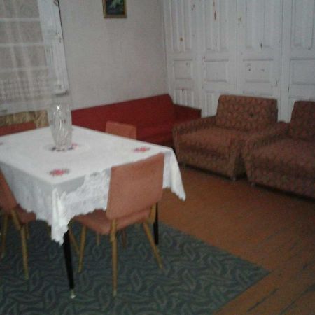 Levani'S Guesthouse Zugdidi Exteriör bild