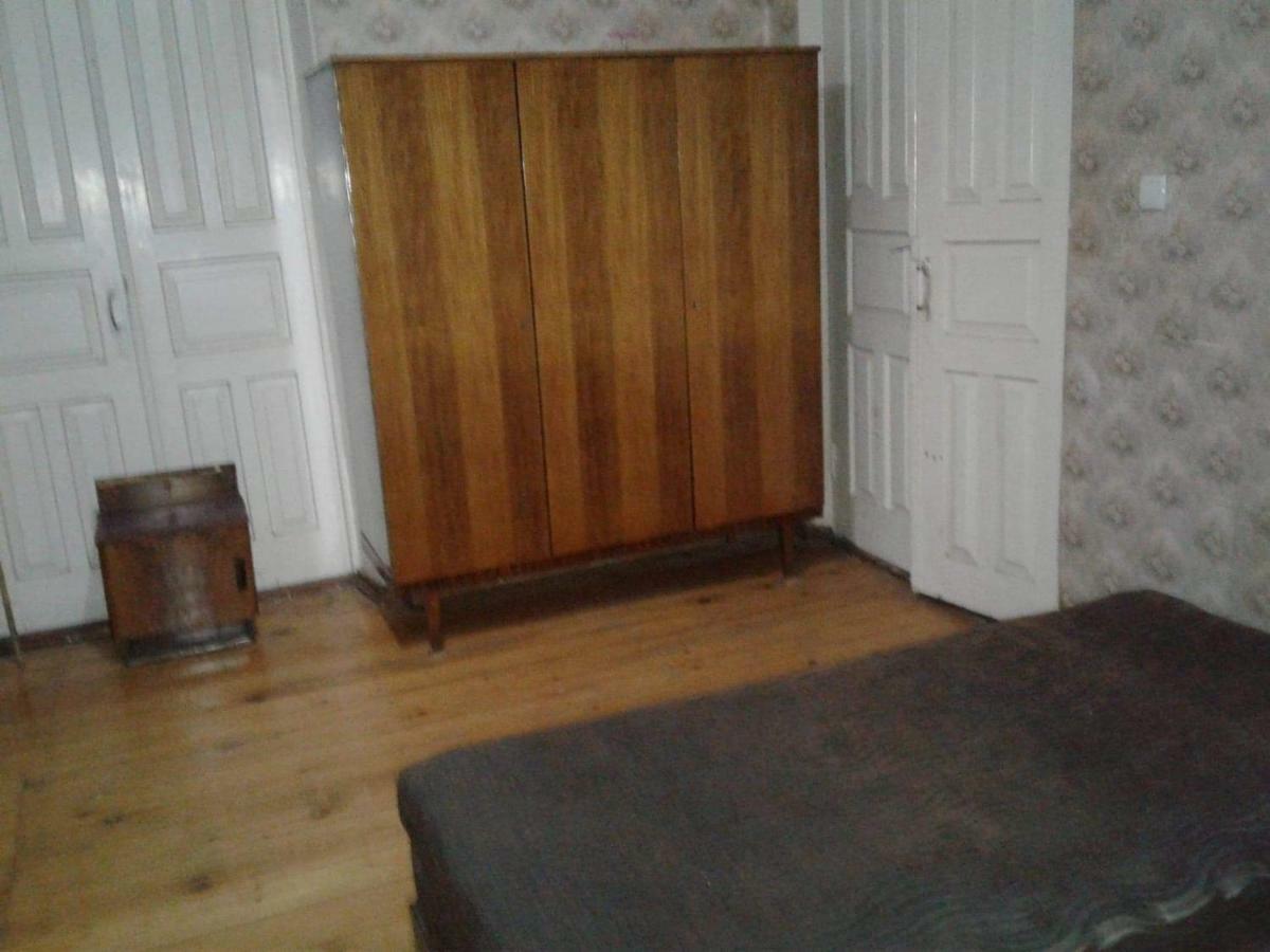 Levani'S Guesthouse Zugdidi Exteriör bild